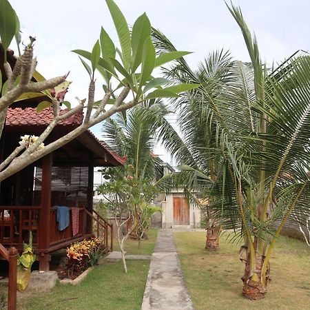Svaha Nusa Guest House Нуса-Лембонган Екстер'єр фото