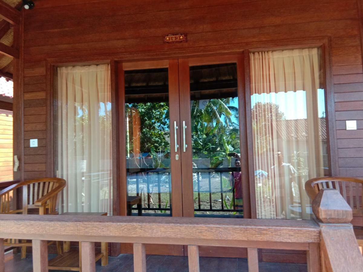 Svaha Nusa Guest House Нуса-Лембонган Екстер'єр фото