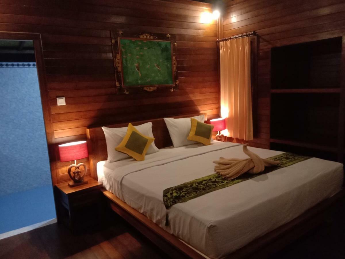 Svaha Nusa Guest House Нуса-Лембонган Екстер'єр фото