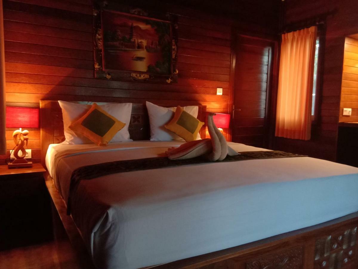Svaha Nusa Guest House Нуса-Лембонган Екстер'єр фото