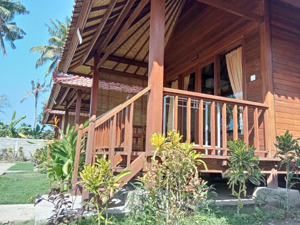 Svaha Nusa Guest House Нуса-Лембонган Екстер'єр фото
