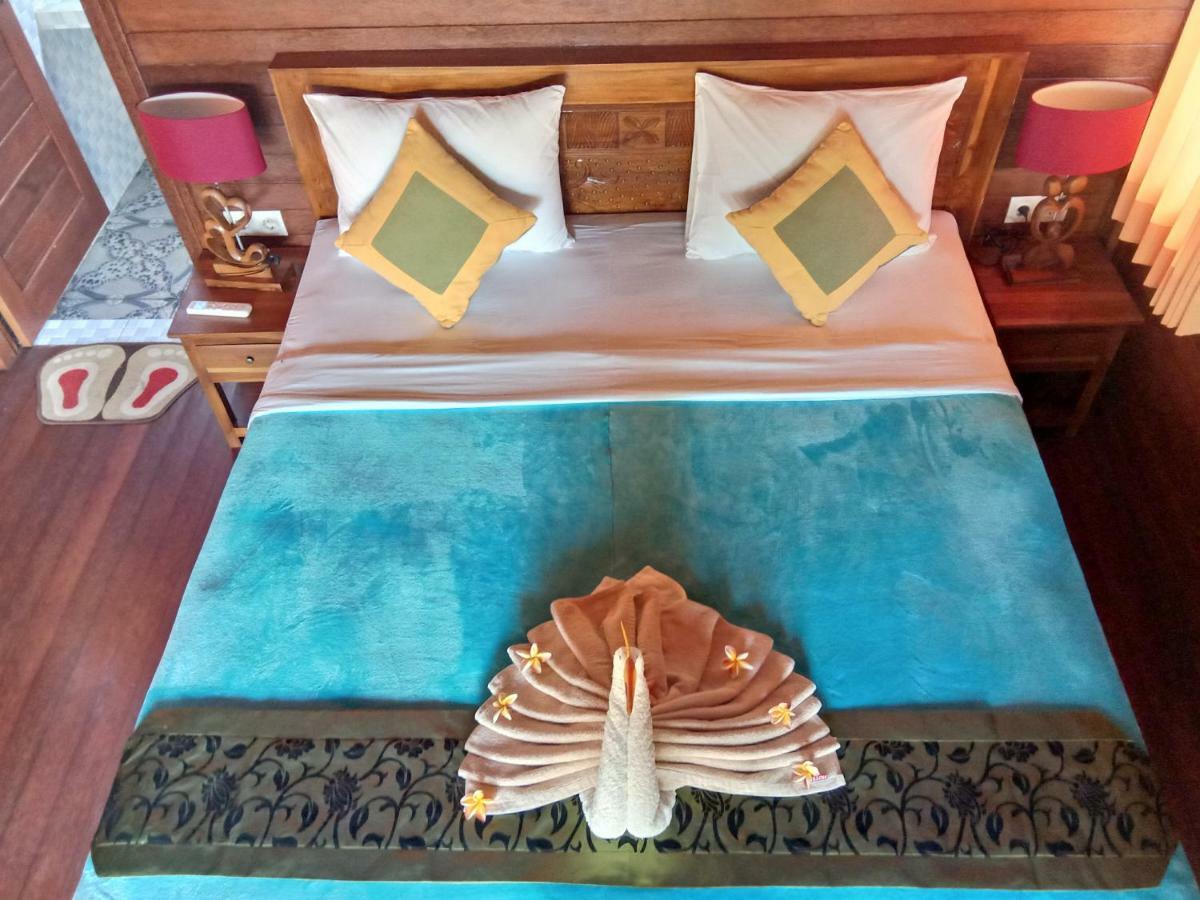 Svaha Nusa Guest House Нуса-Лембонган Екстер'єр фото
